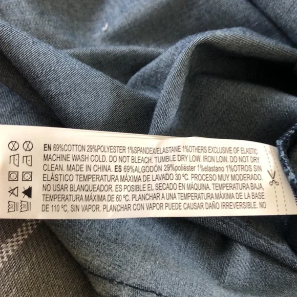 Forever 21 Denim Off the Shoulder Dress or Tunic Shirt Size Medium - Picture 7 of 9